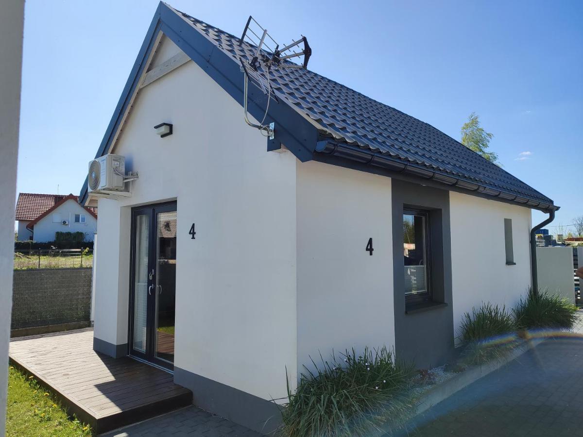 SOWI KĄT domki i apartamenty Mikołajki Exteriör bild