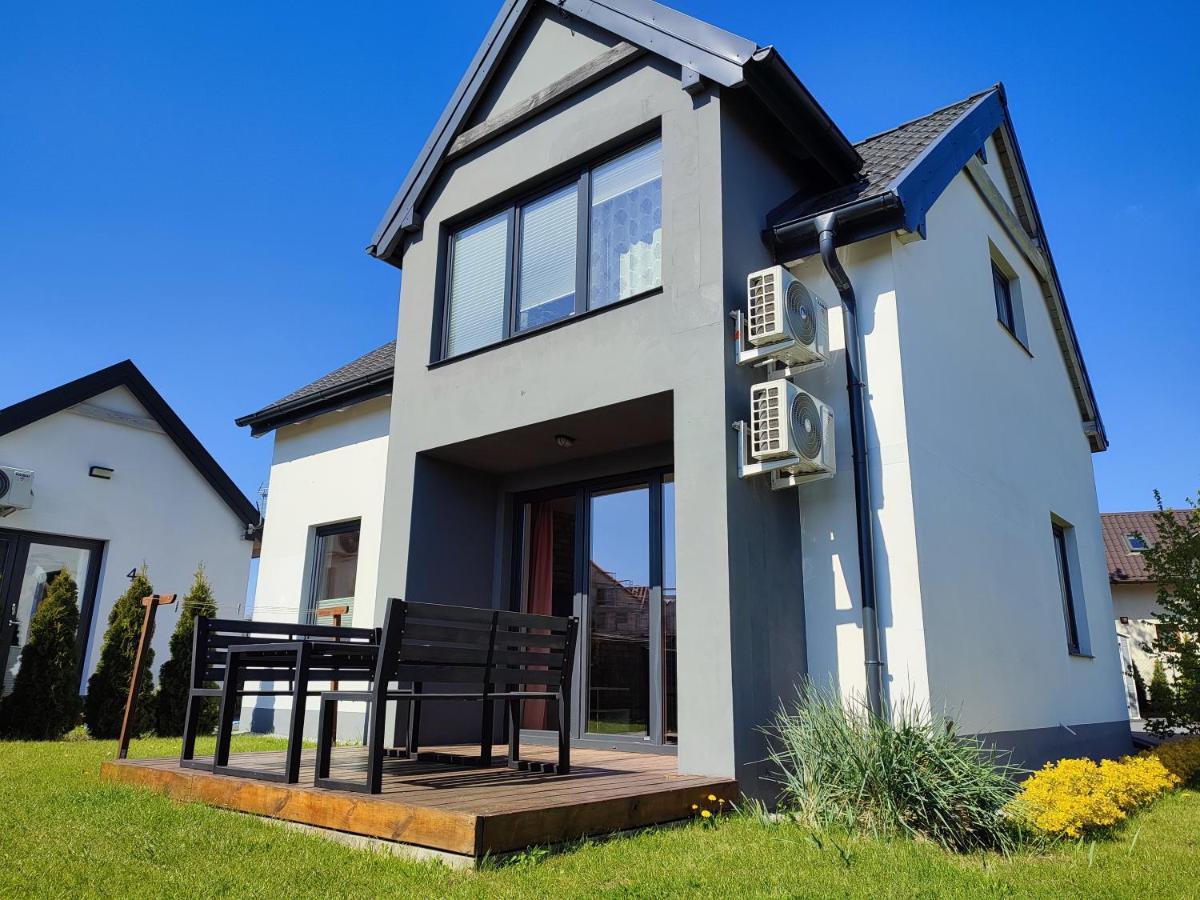 SOWI KĄT domki i apartamenty Mikołajki Exteriör bild